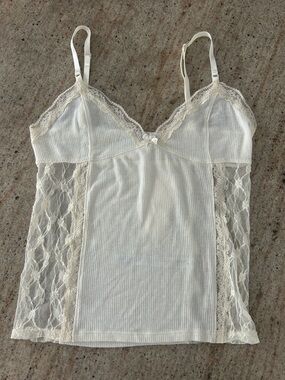 Urban Outfitters Ivory Lace-Trim Ribbed Camisole Medium